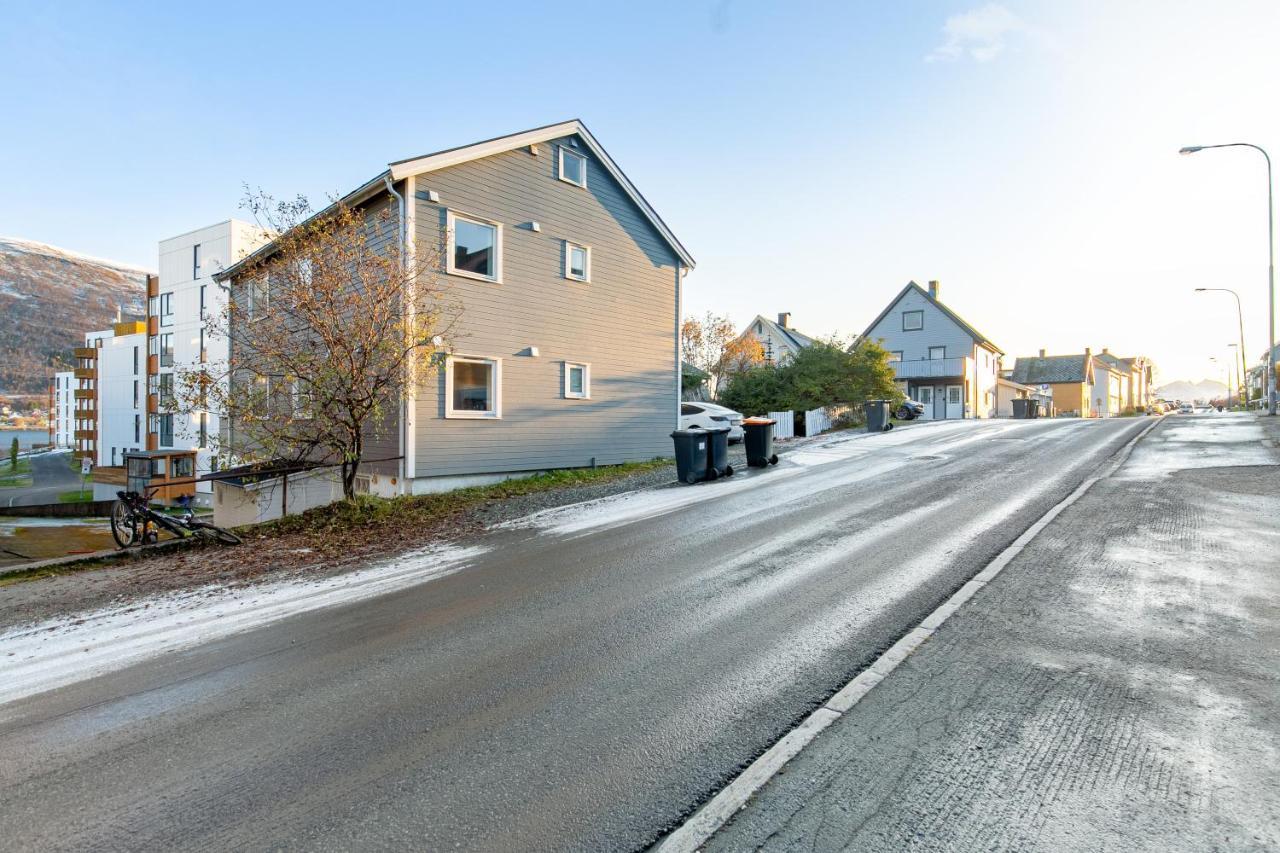 Luxury Apartement Close To City Centre With Free Parking Tromso Bagian luar foto