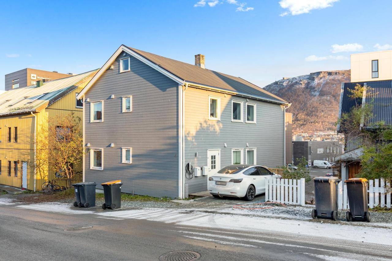 Luxury Apartement Close To City Centre With Free Parking Tromso Bagian luar foto